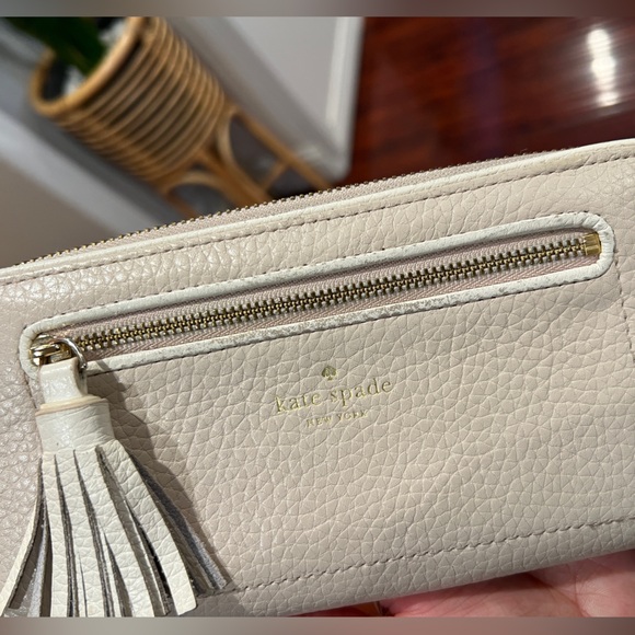 Kate Spade Wallet - Picture 10 of 16